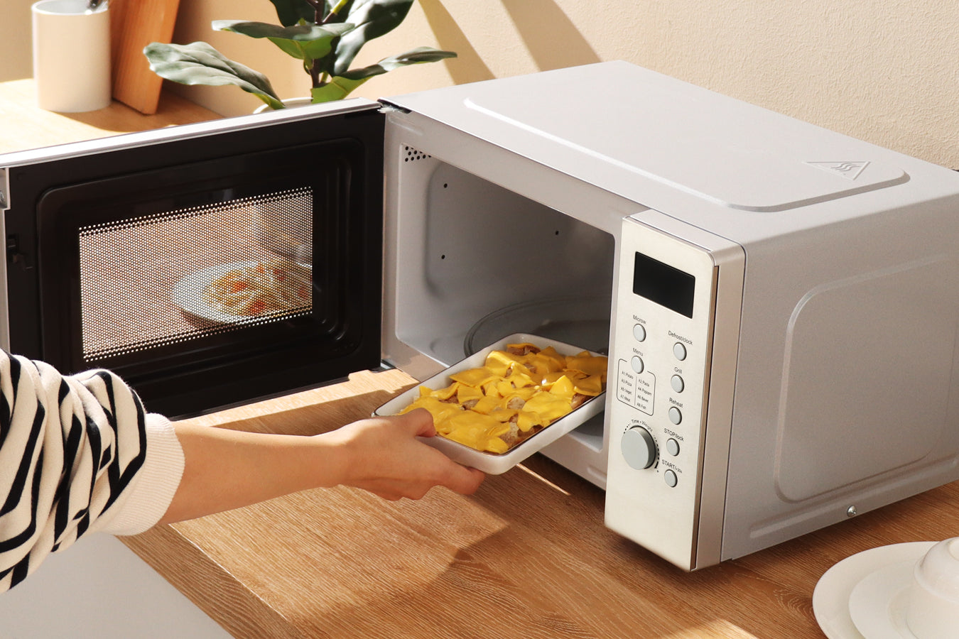 Combi Microwave -Digital Screen -  1100W - Silver - SP-MIC1100.DG